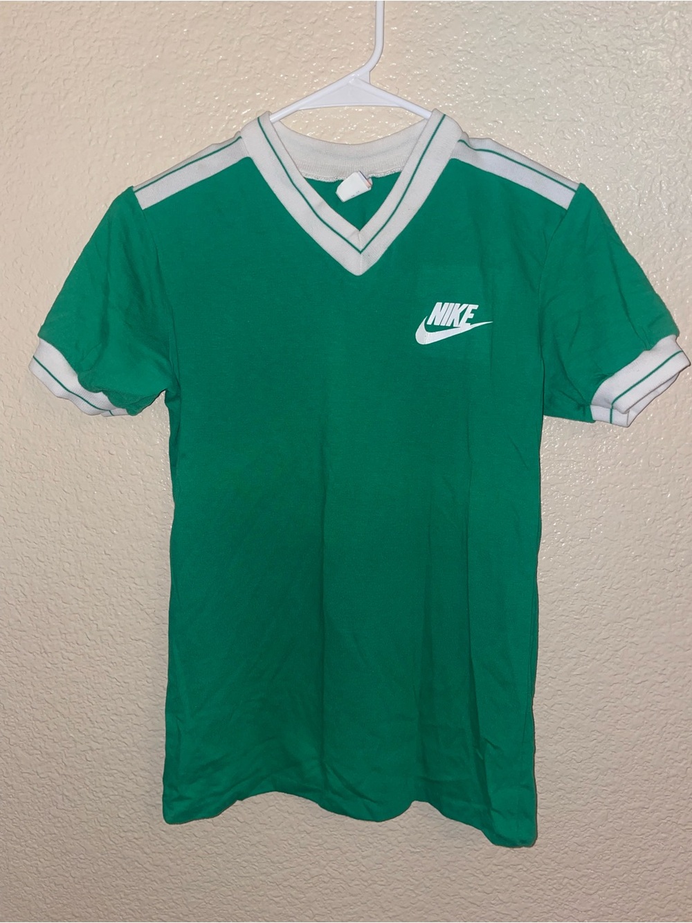 Vintage Nike Green and White Crewneck with Orange Logo Tag sz XL youth